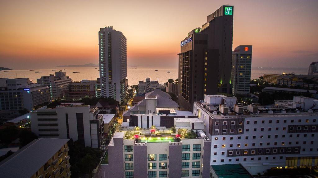 Sunshine Hip Hotel Pattaya Zewnętrze zdjęcie